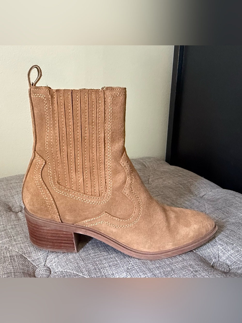 Dolce Vita Tan Suede Pointed-Toe Chelsea Booties - Picture 5 of 8